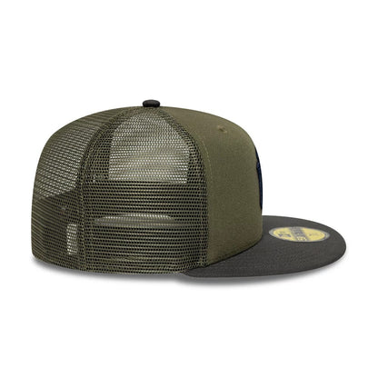 Pictured is this MLB Hydrangea New York Yankees 59FIFTY Fitted cap in green. 7