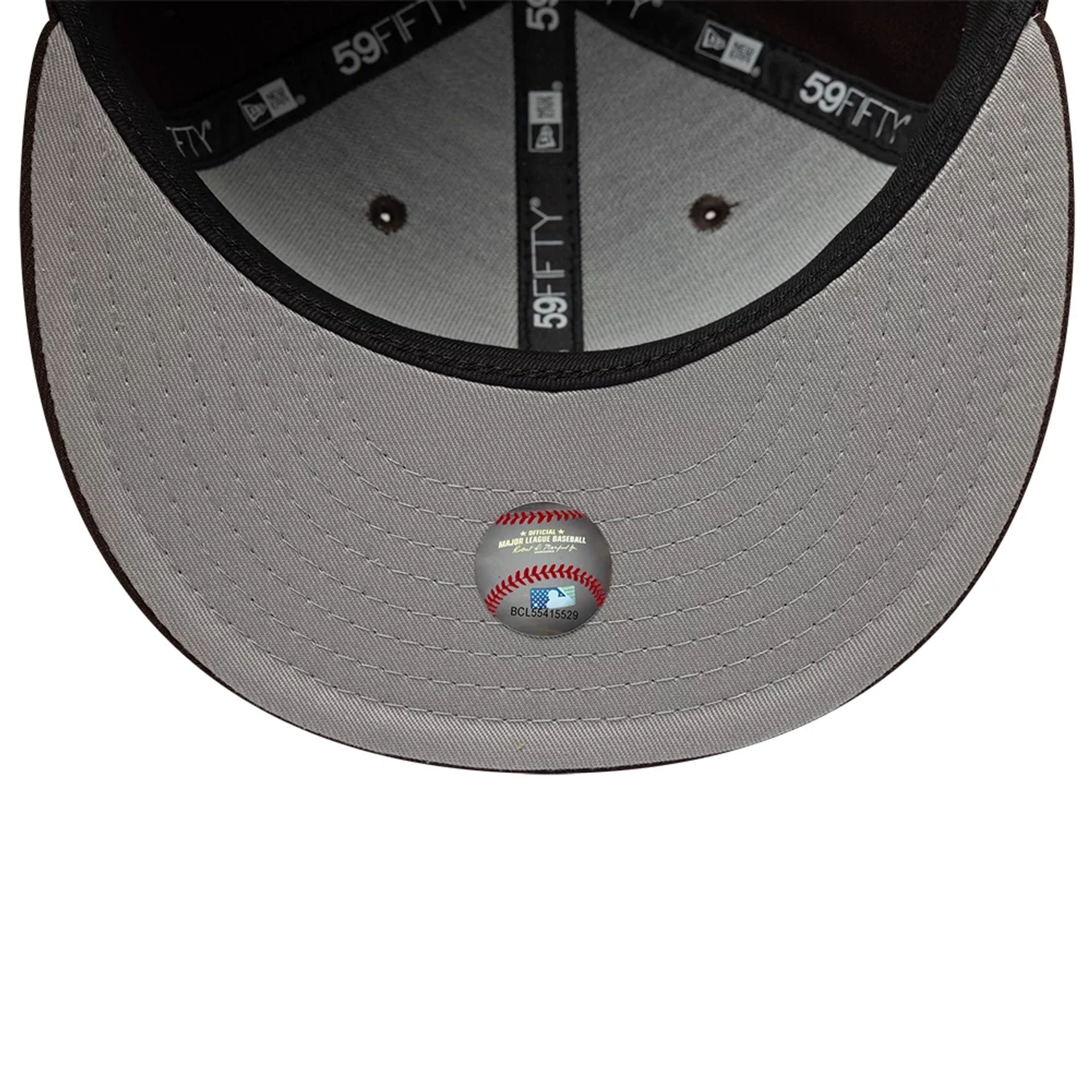 Pictured is this Hajime Sorayama X MLB San Diego Padres 59FIFTY Fitted cap in Dark Brown. 2