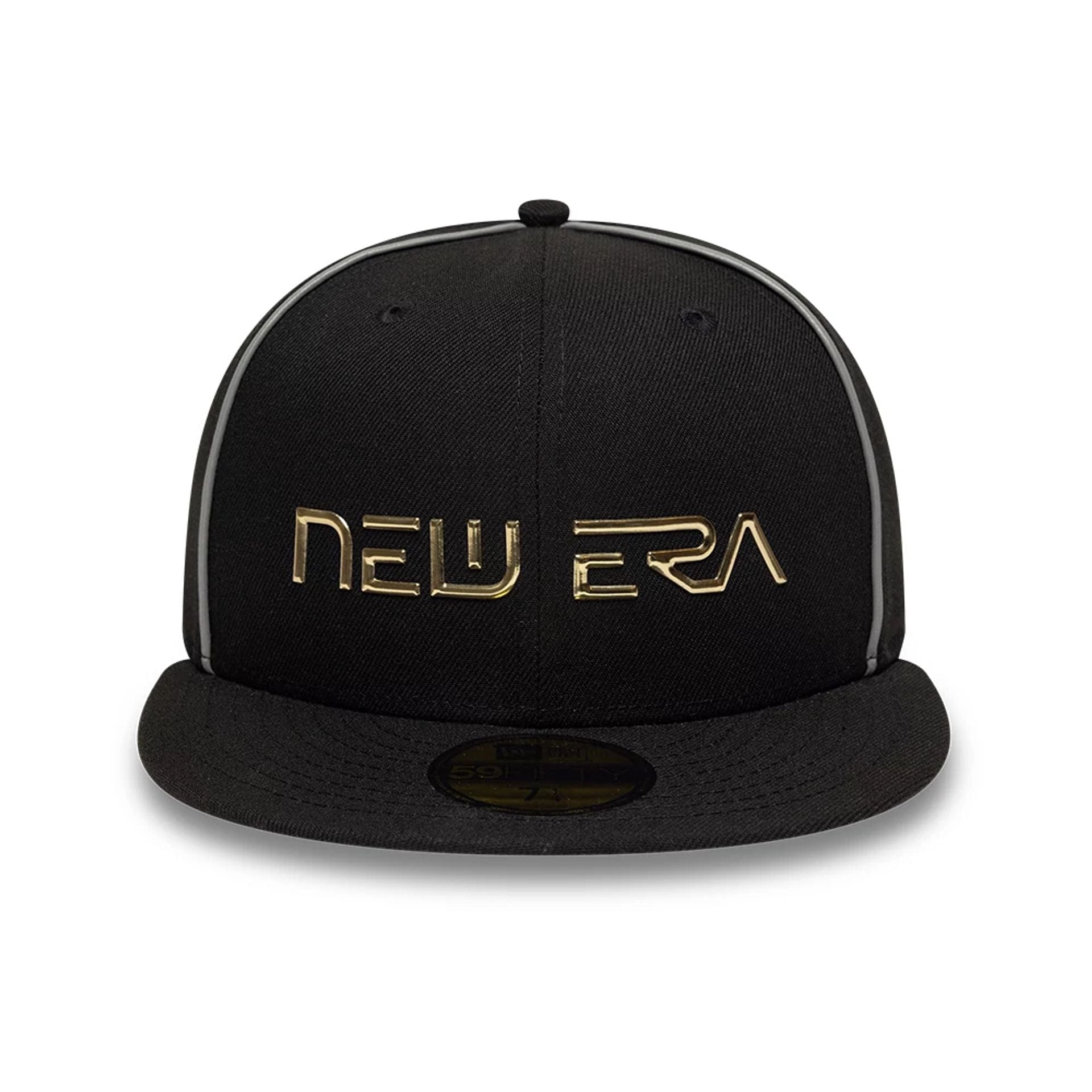 Pictured is this Hajime Sorayama X New Era 59FIFTY Fitted cap in black. 4