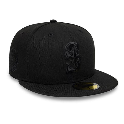 Pictured is this MLB Black On Black Seattle Mariners 59FIFTY Fitted cap in black. 3