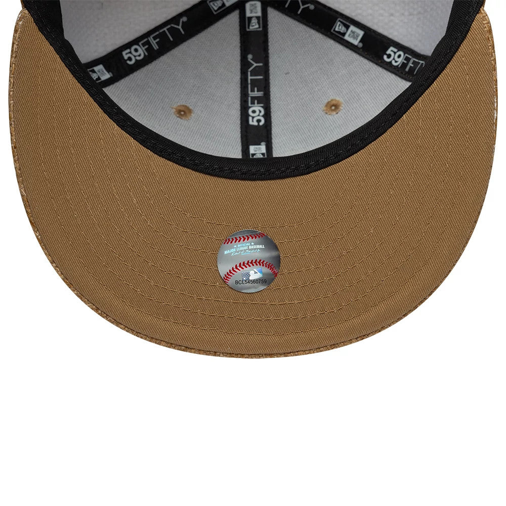 Pictured is this MLB Straw San Diego Padres 59FIFTY Fitted cap in Dark Beige. 5
