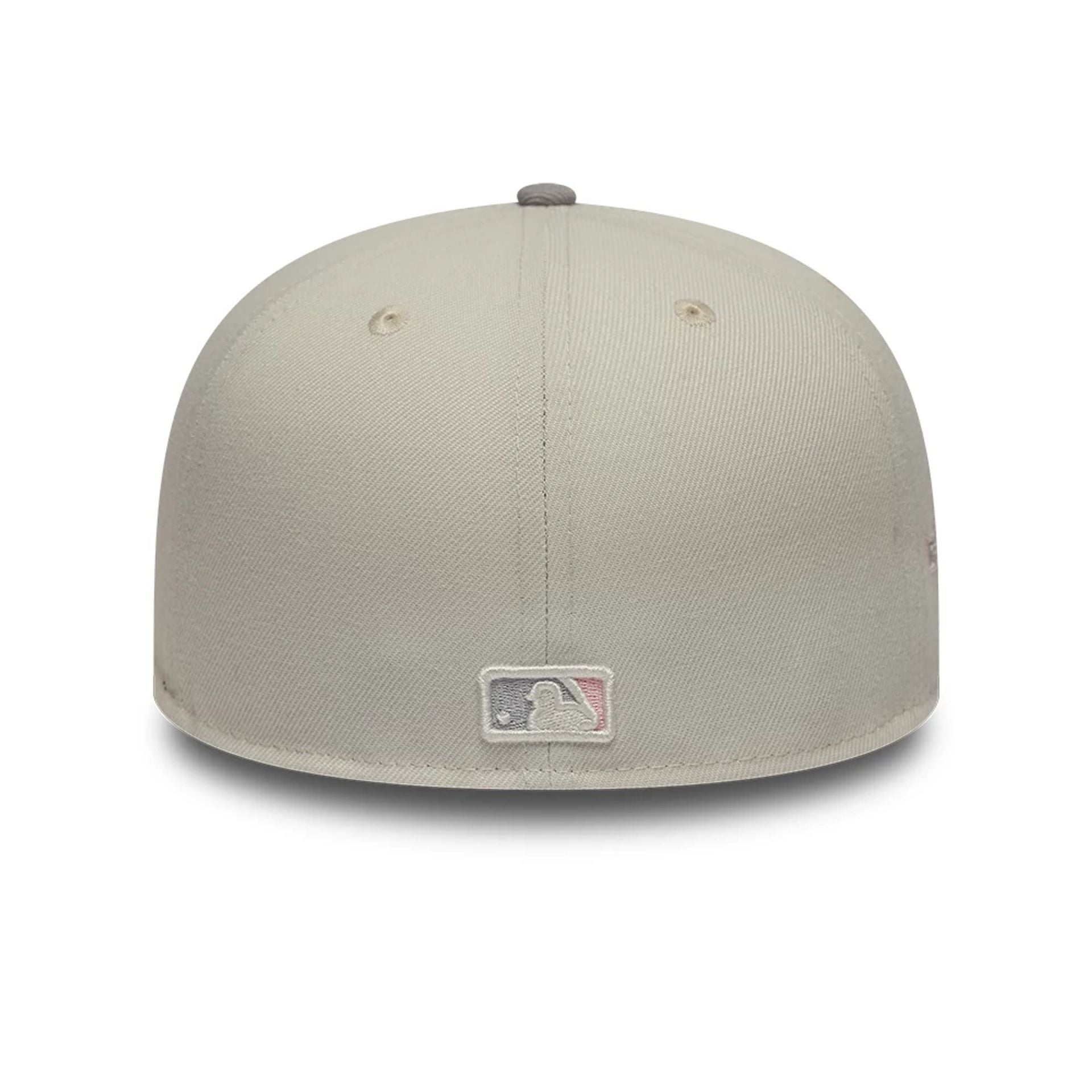 Pictured is this MLB Sakura New York Yankees 59FIFTY Fitted cap in Cream. 7