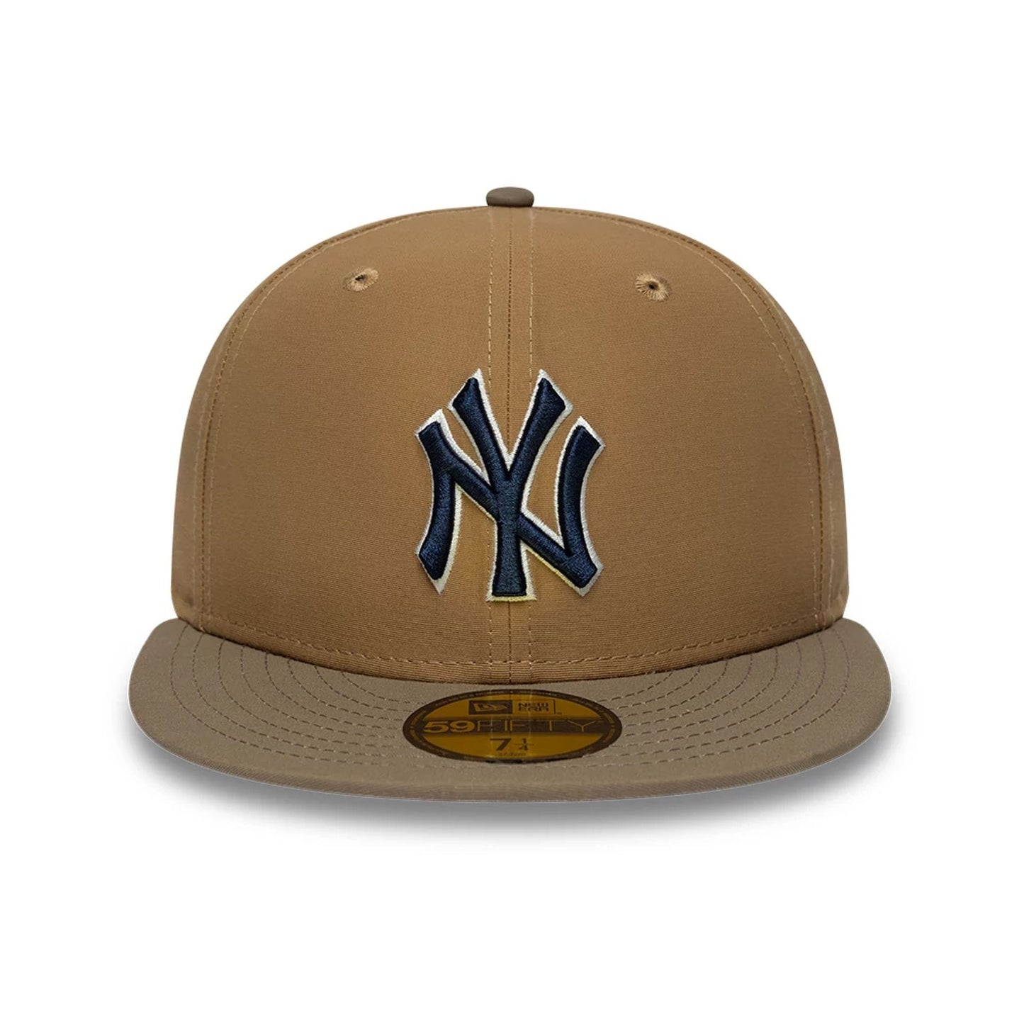 Pictured is this MLB Gros Grain New York Yankees 59FIFTY Fitted cap in Beige. 5