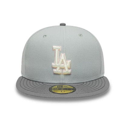 Pictured is this MLB Sakura Nagashi LA Dodgers 59FIFTY Fitted cap in grey. 3