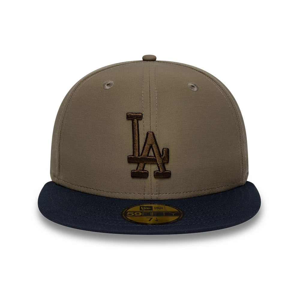 Pictured is this MLB Grosgrain LA Dodgers 59FIFTY Fitted cap in green. 3