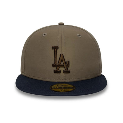 Pictured is this MLB Grosgrain LA Dodgers 59FIFTY Fitted cap in green. 3