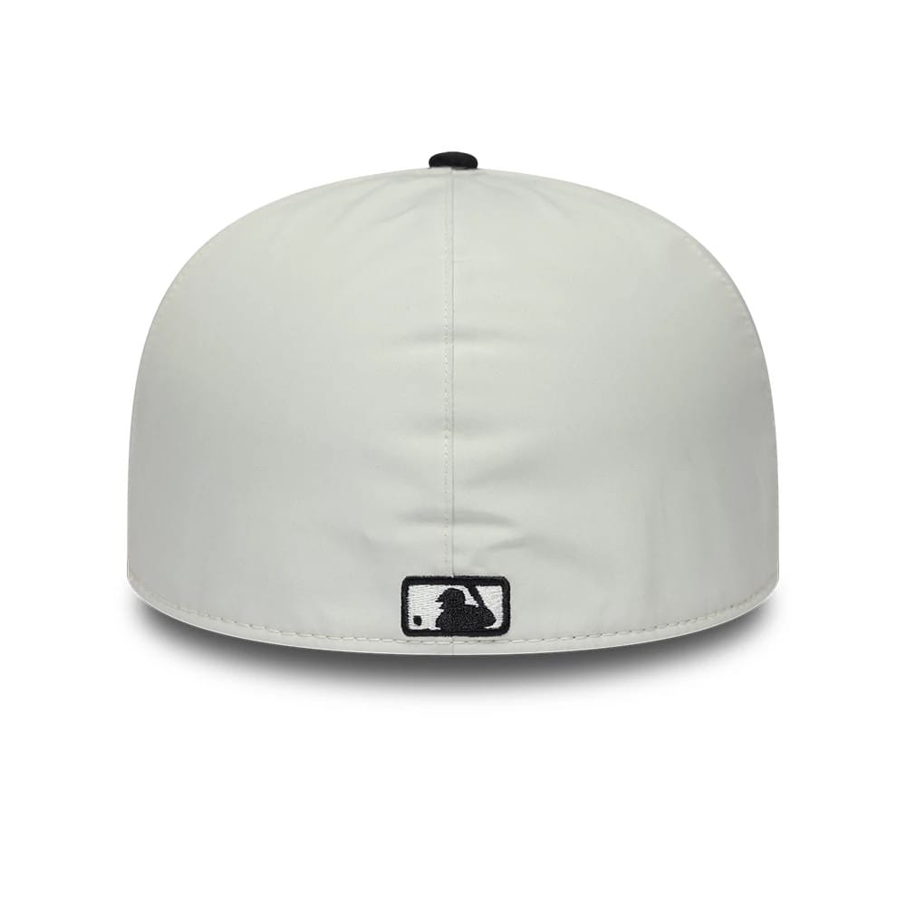 Pictured is this MLB X Gore-Tex LA Dodgers 59FIFTY Fitted cap in black. 5
