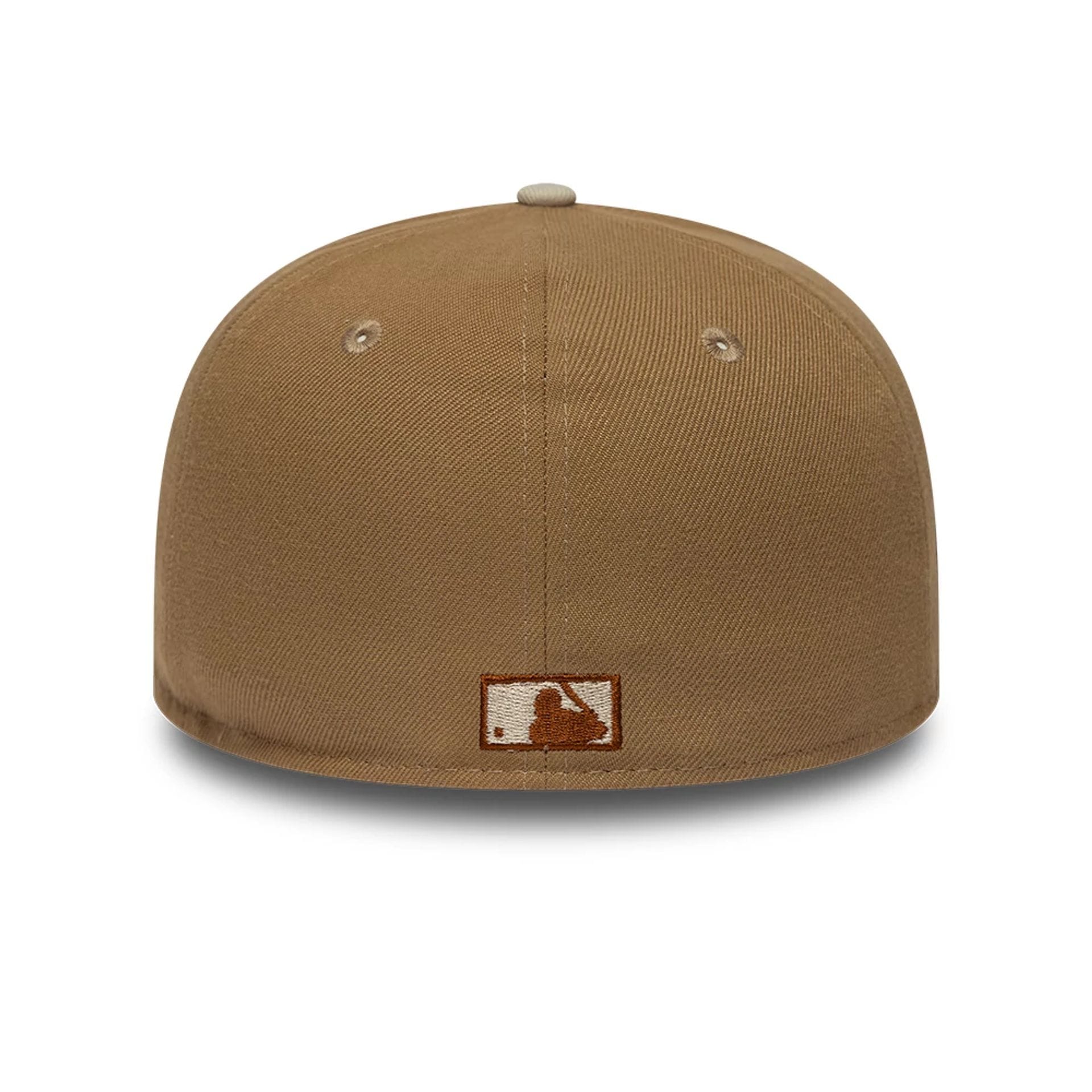Pictured is this MLB Camo LA Dodgers 59FIFTY Fitted cap in beige. 7