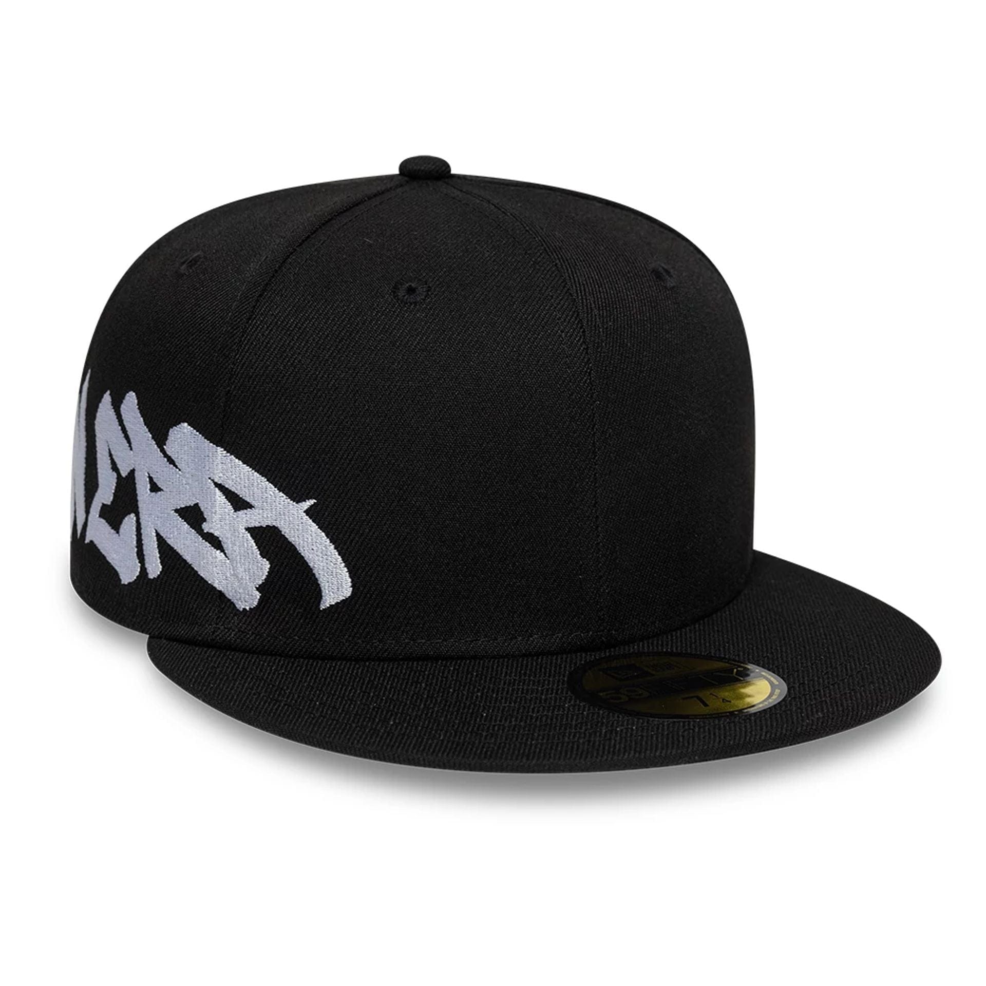 Pictured is this New Era Essential Tagging 59FIFTY Fitted cap in black. 1