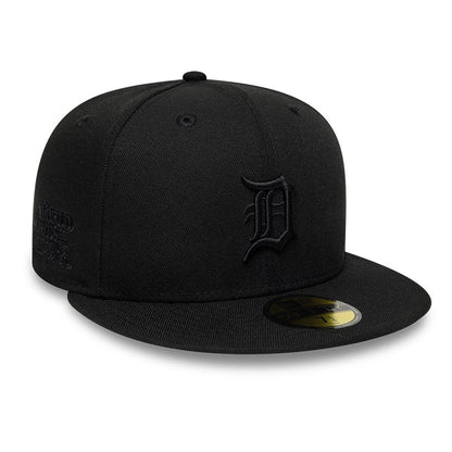 Pictured is this MLB Black On Black Detroit Tigers 59FIFTY Fitted cap in black. 3