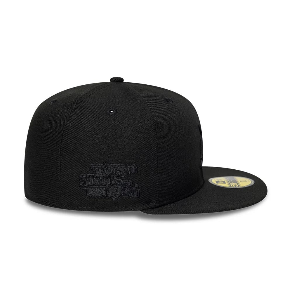 Pictured is this MLB Black On Black Detroit Tigers 59FIFTY Fitted cap in black. 6
