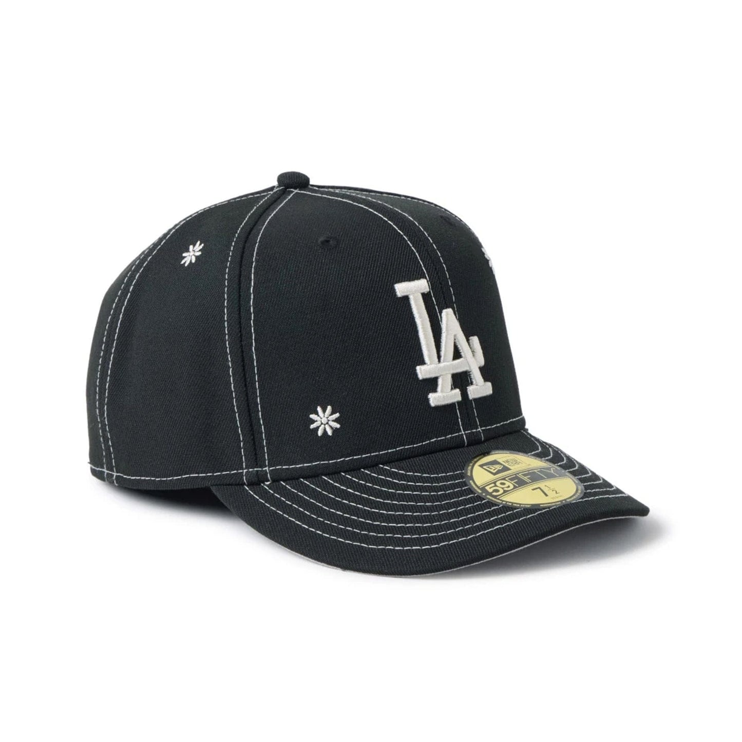 Pictured is this MLB Floral LA Dodgers 59FIFTY Fitted cap in black. 4