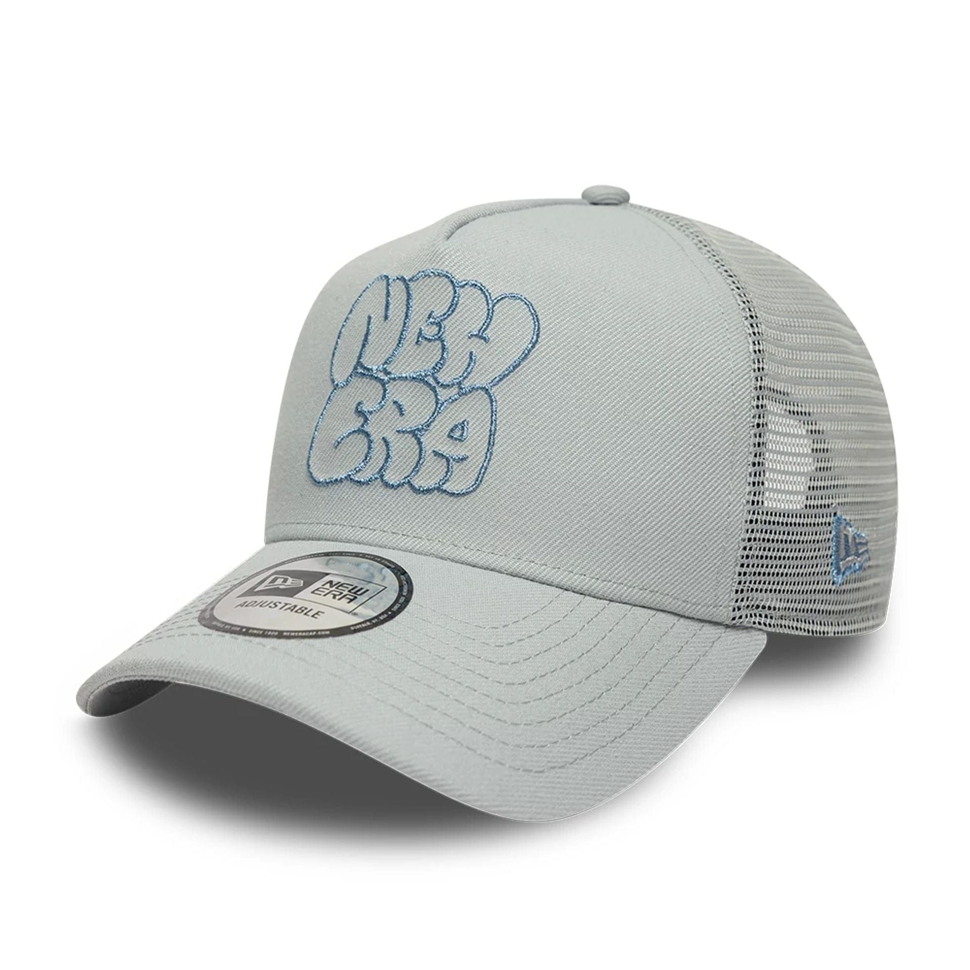 Pictured is this New Era Wall Art Bubble 9FORTY A-Frame Trucker cap in Light Grey. 1