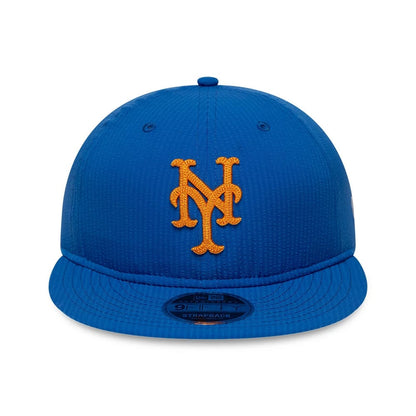 Pictured is this MLB Seersucker New York Mets Retro Crown 9FIFTY cap in dark blue. 2
