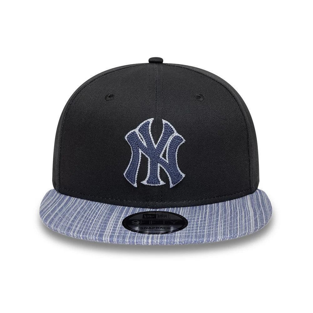 Pictured is this MLB Denim Patchwork New York Yankees 9FIFTY Snapback cap in black. 6