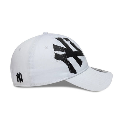 Pictured is this MLB Spray Paint New York Yankees 9FORTY cap in white. 5
