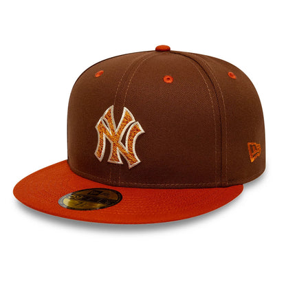 Pictured is this MLB Pack New York Yankees 59FIFTY Fitted cap in brown. 3