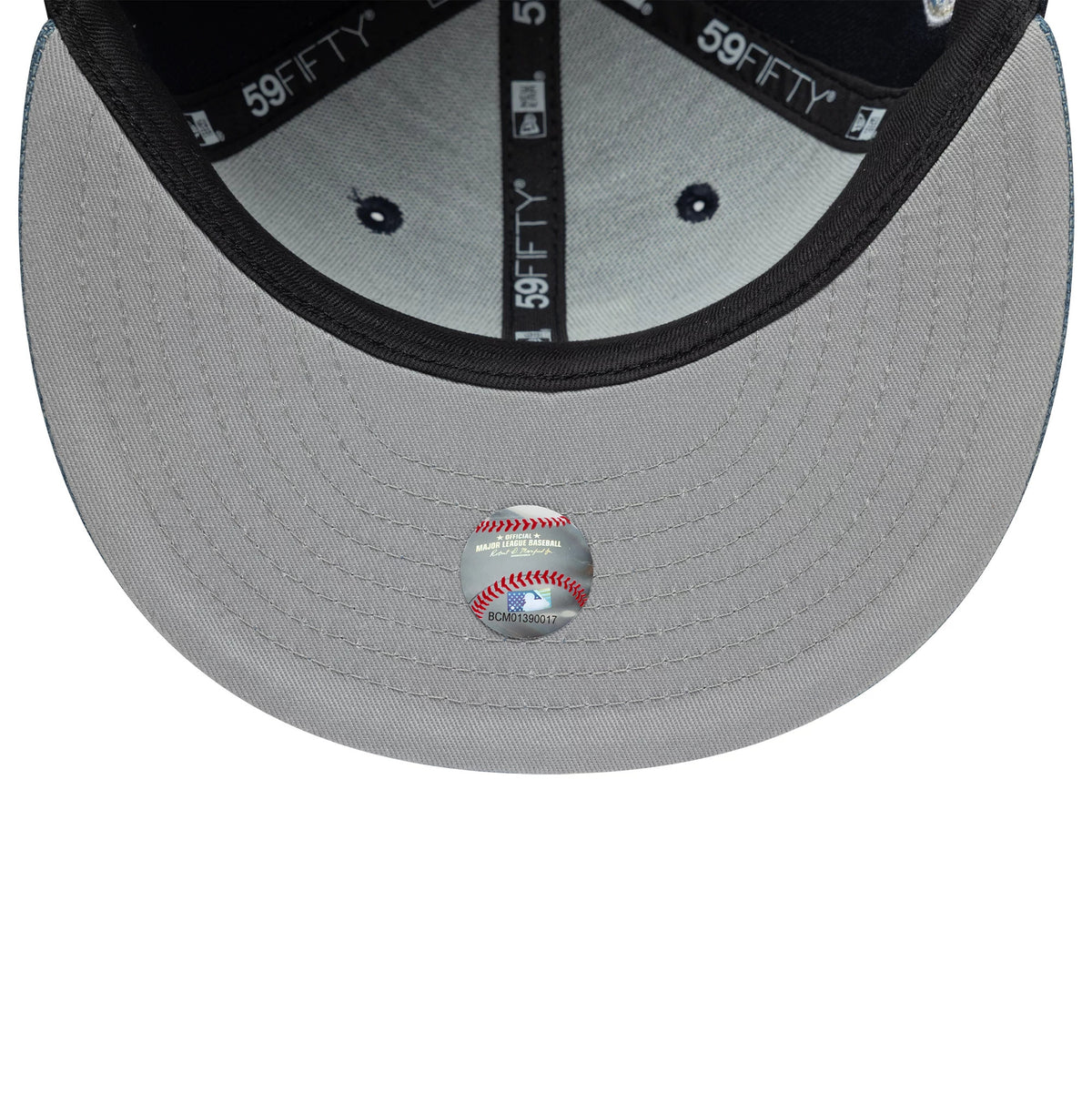 Pictured is this MLB Denim Mix LA Dodgers 59FIFTY Fitted cap in navy. 2