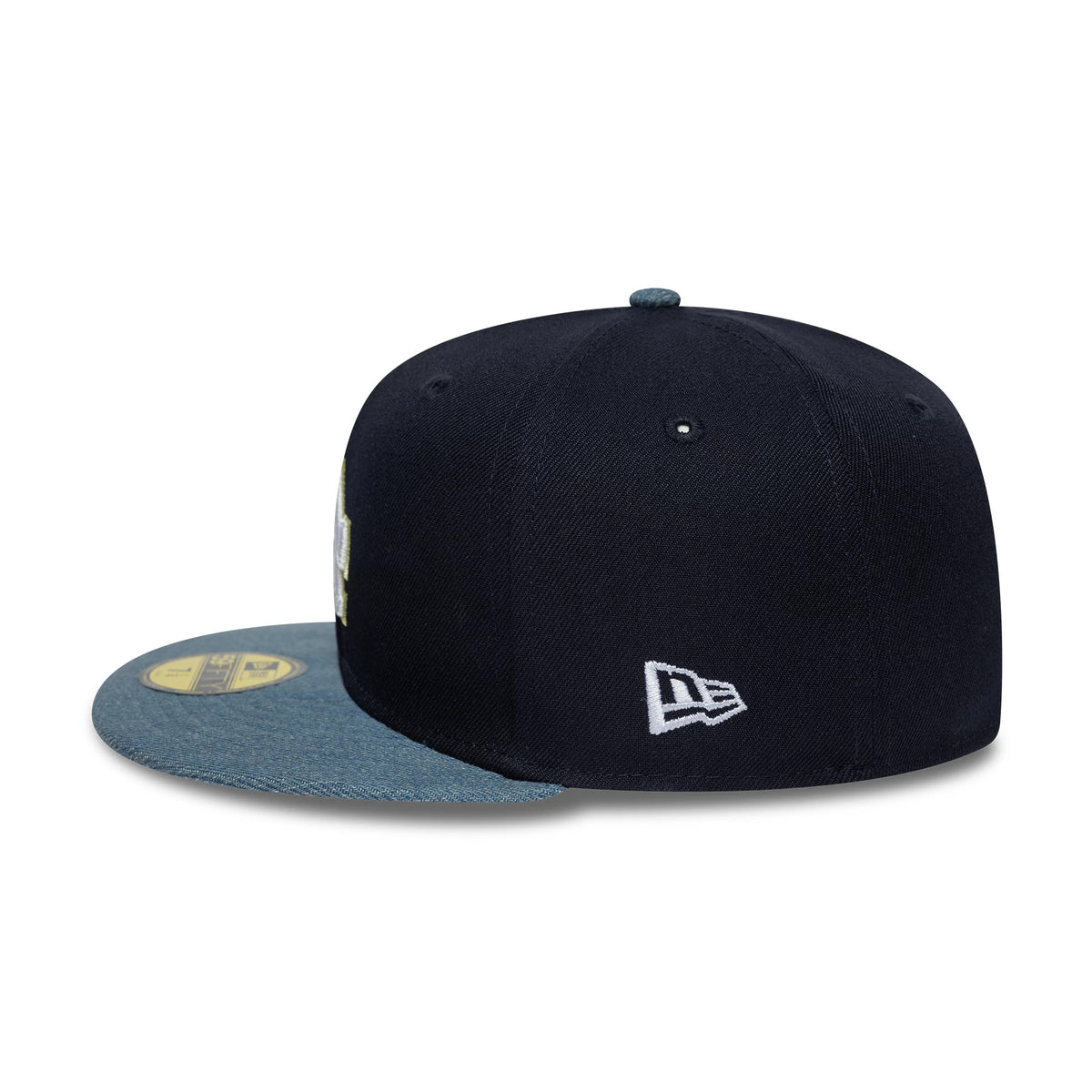 Pictured is this MLB Denim Mix LA Dodgers 59FIFTY Fitted cap in navy. 6