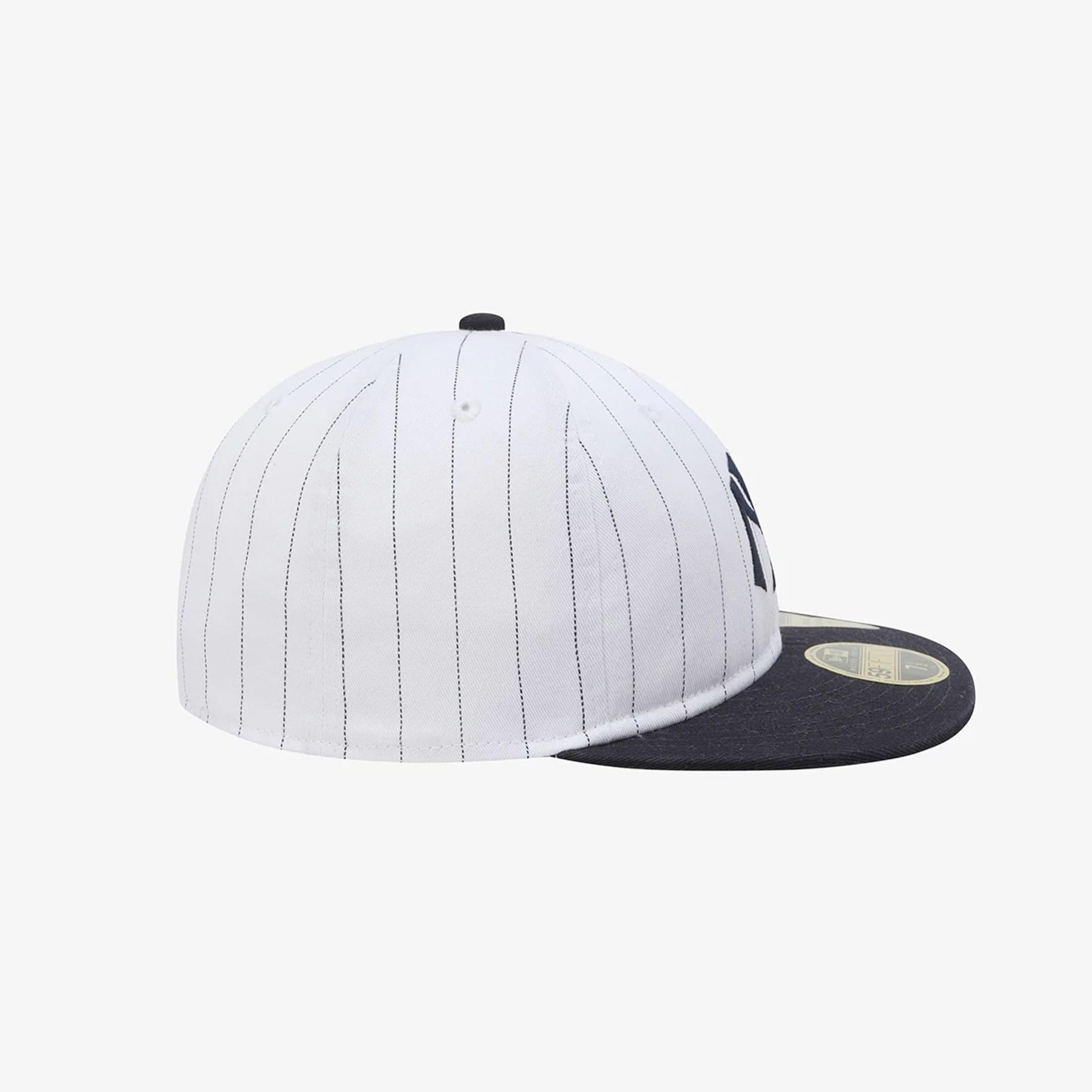 Pictured is this MLB 59FIFTY Day New York Yankees Retro Crown 59FIFTY Fitted cap in white. 5