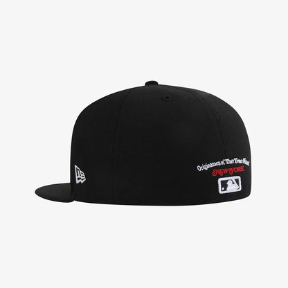 Pictured is this MLB 59FIFTY Day New York Yankees 59FIFTY Fitted cap in black. 4