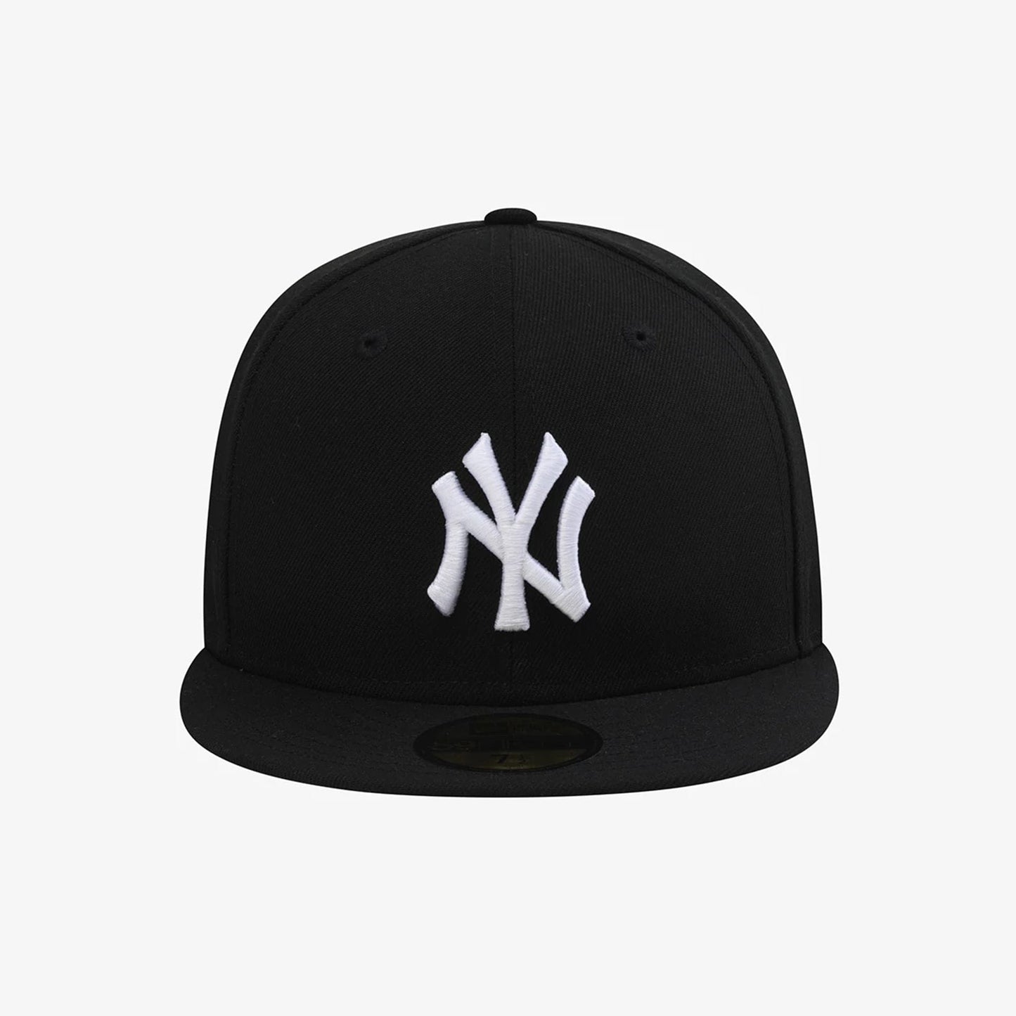 Pictured is this MLB 59FIFTY Day New York Yankees 59FIFTY Fitted cap in black. 3