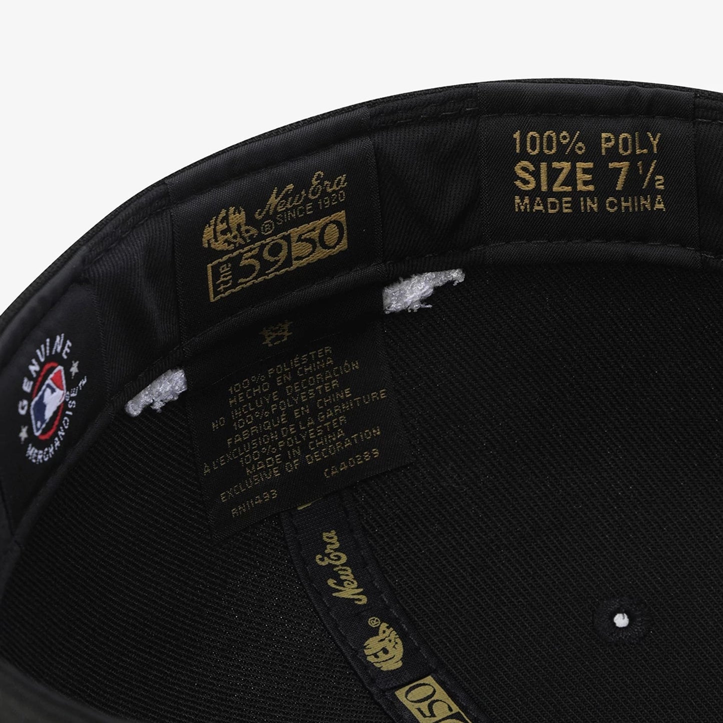 Pictured is this MLB 59FIFTY Day New York Yankees 59FIFTY Fitted cap in black. 8