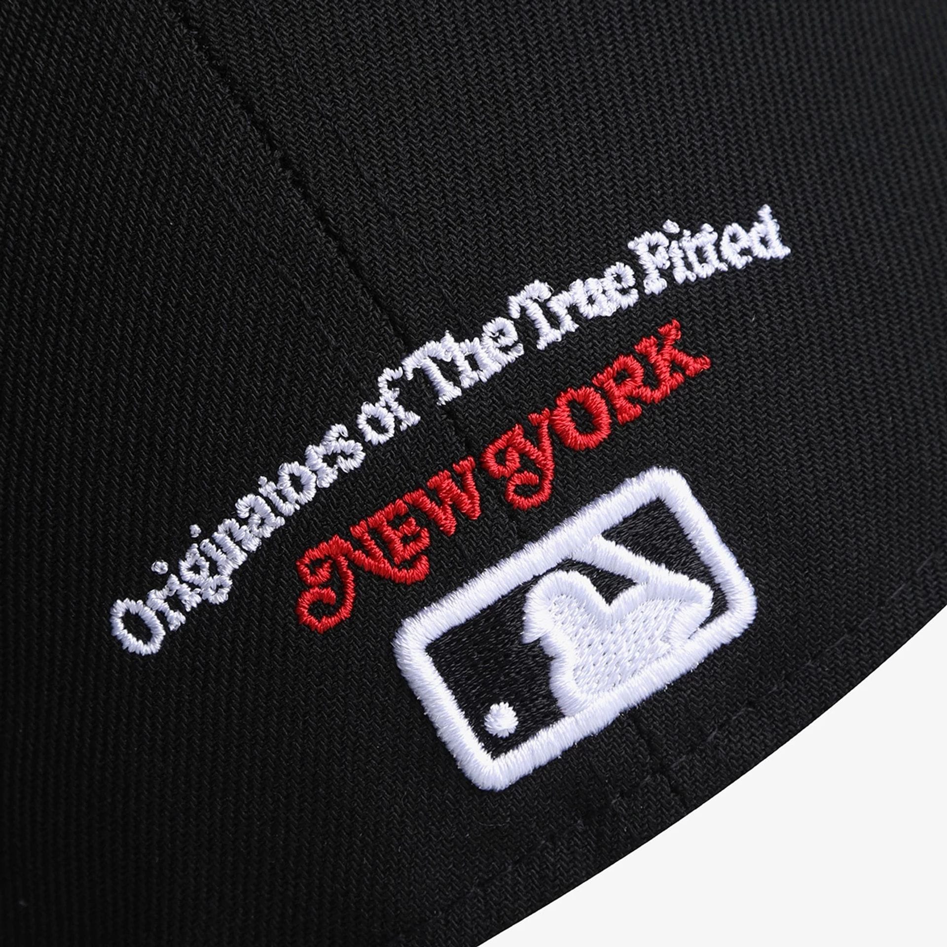 Pictured is this MLB 59FIFTY Day New York Yankees 59FIFTY Fitted cap in black. 9