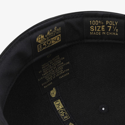 Pictured is this New Era 59FIFTY Day 59FIFTY Fitted cap in black. 8