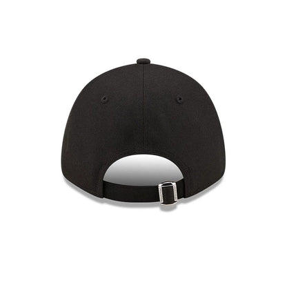 This is a New York Yankees Pop Outline Black 9FORTY Cap 4