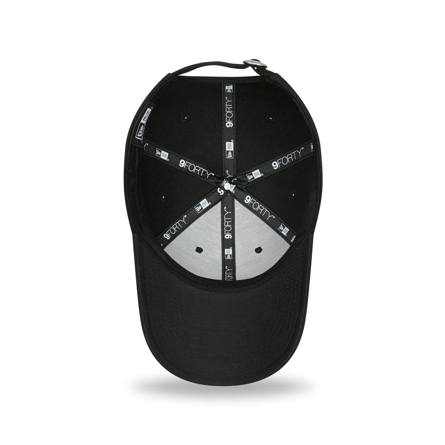 This is a New York Yankees Pop Outline Black 9FORTY Cap 5