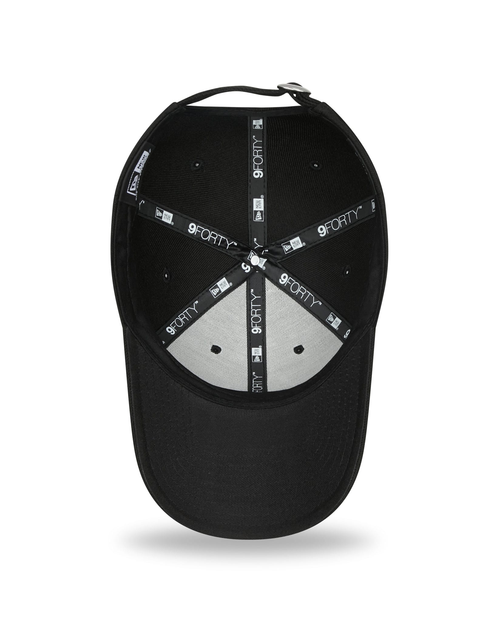 This is a New York Yankees Pop Outline Black 9FORTY Cap 5