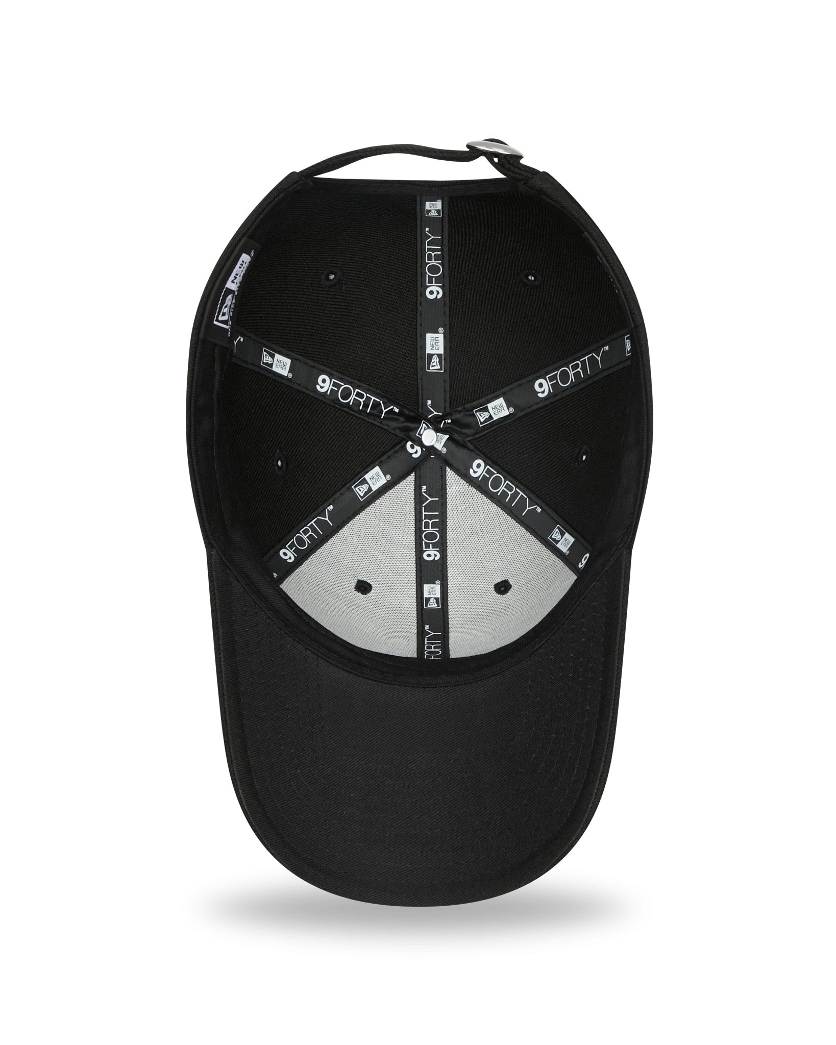 This is a New York Yankees Pop Outline Black 9FORTY Cap 5