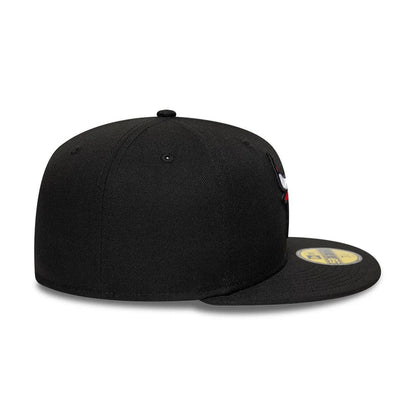 Pictured is this NBA Boutique Chicago Bulls 59FIFTY Fitted cap in black. 6