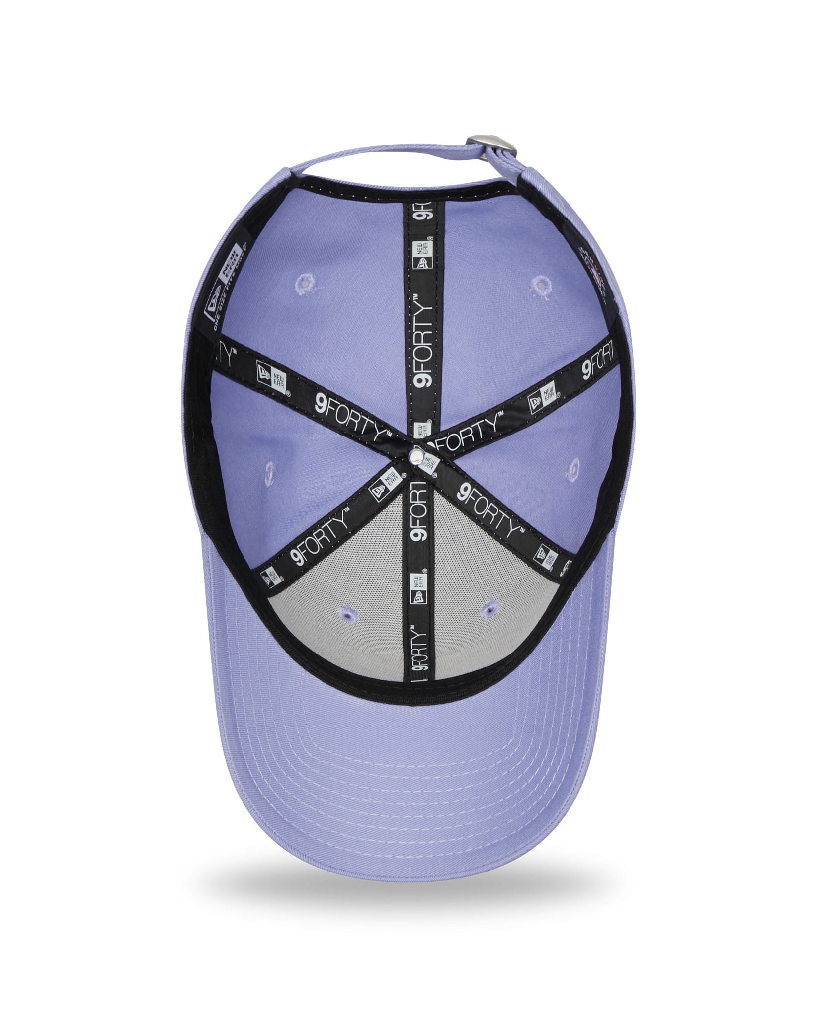 This is a New York Yankees League Essentials Womens Lilac 9FORTY Adjustable Cap 5