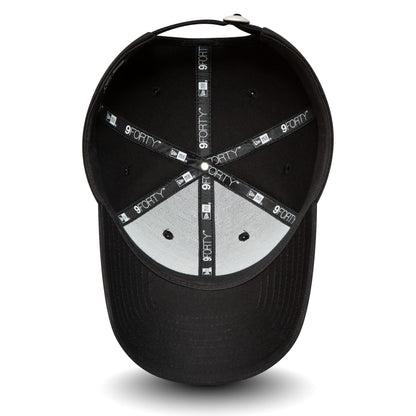 This is a Stade Toulousain Team Logo Black 9FORTY Adjustable Cap 5