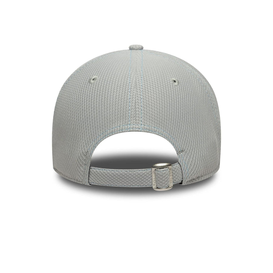 This is a Dublin GAA Grey Diamond Era 9FORTY Adjustable Cap 4