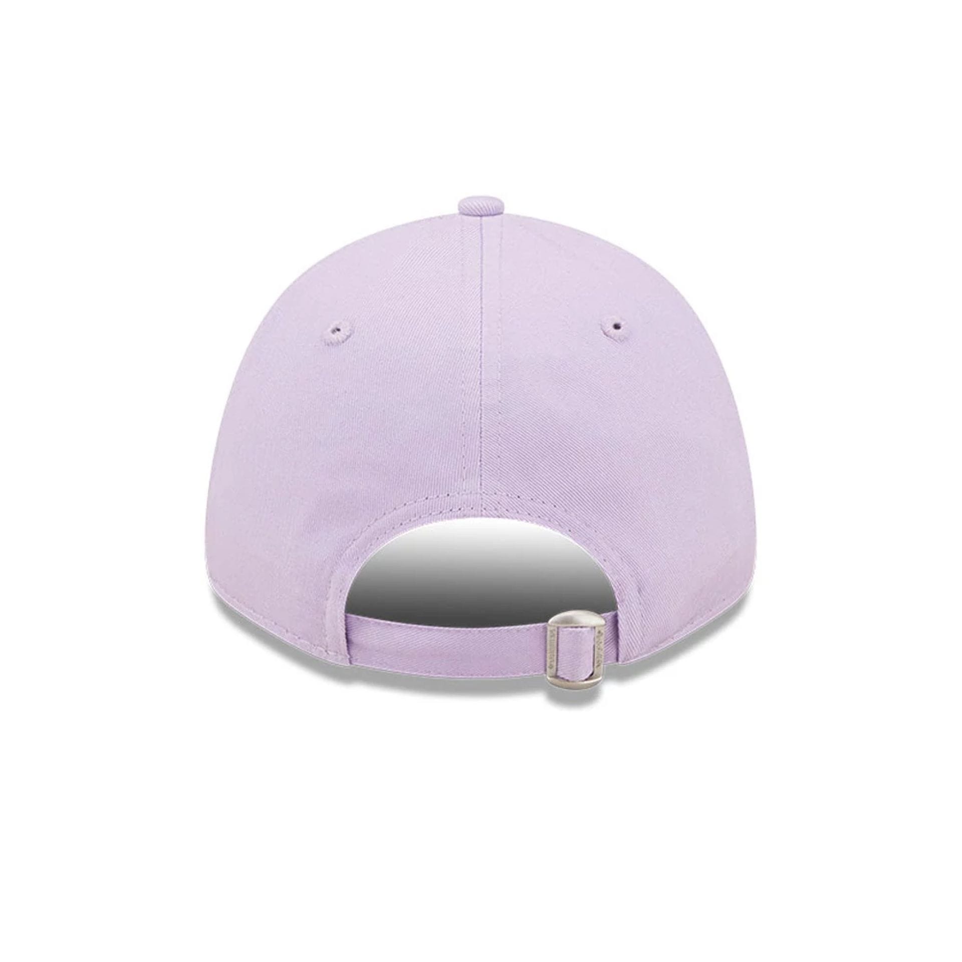 This is a New York Yankees League Essential Purple 9FORTY Adjustable Cap 4