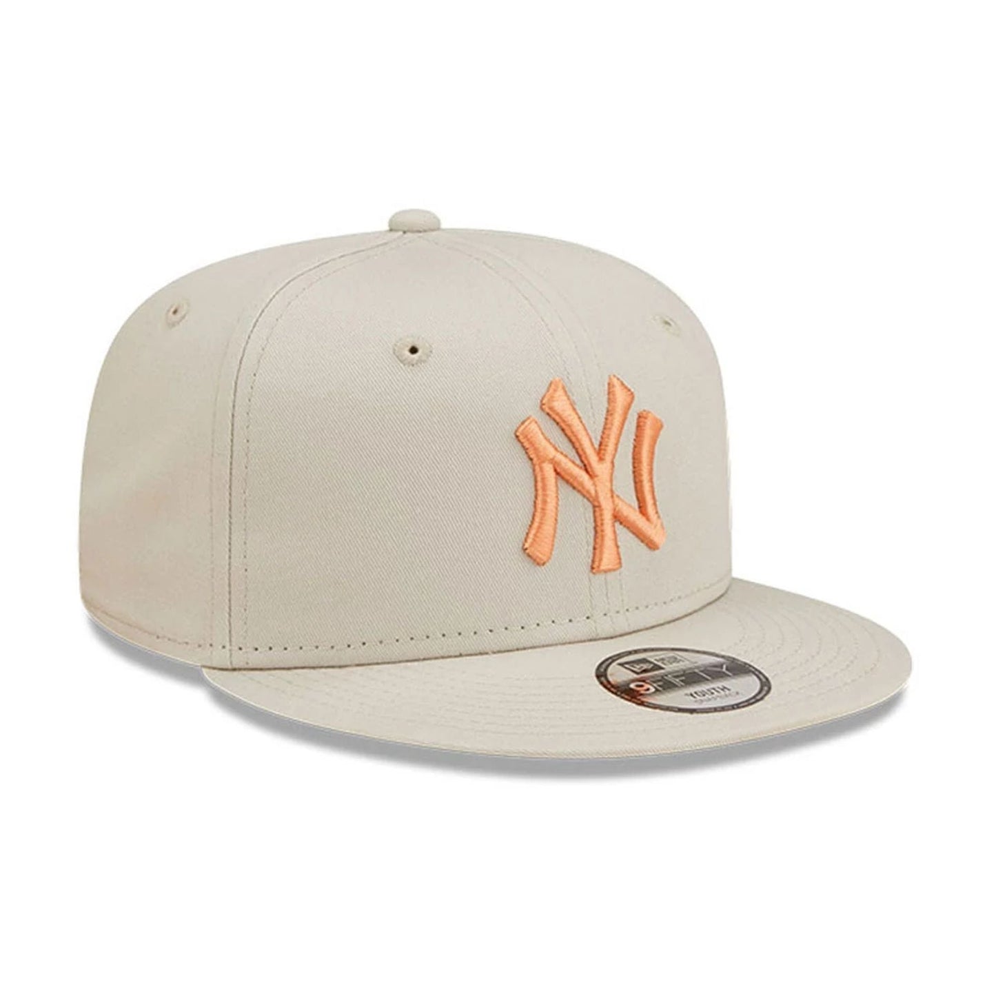This is a Youth MLB League Essential New York Yankees Light Beige 9FIFTY Cap 3
