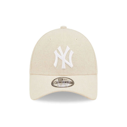 This is a New York Yankees Linen Cream 9FORTY Adjustable Cap 2