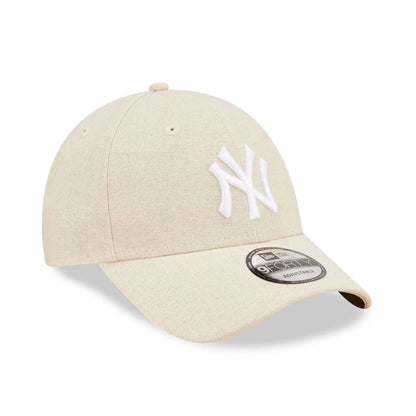 This is a New York Yankees Linen Cream 9FORTY Adjustable Cap 3