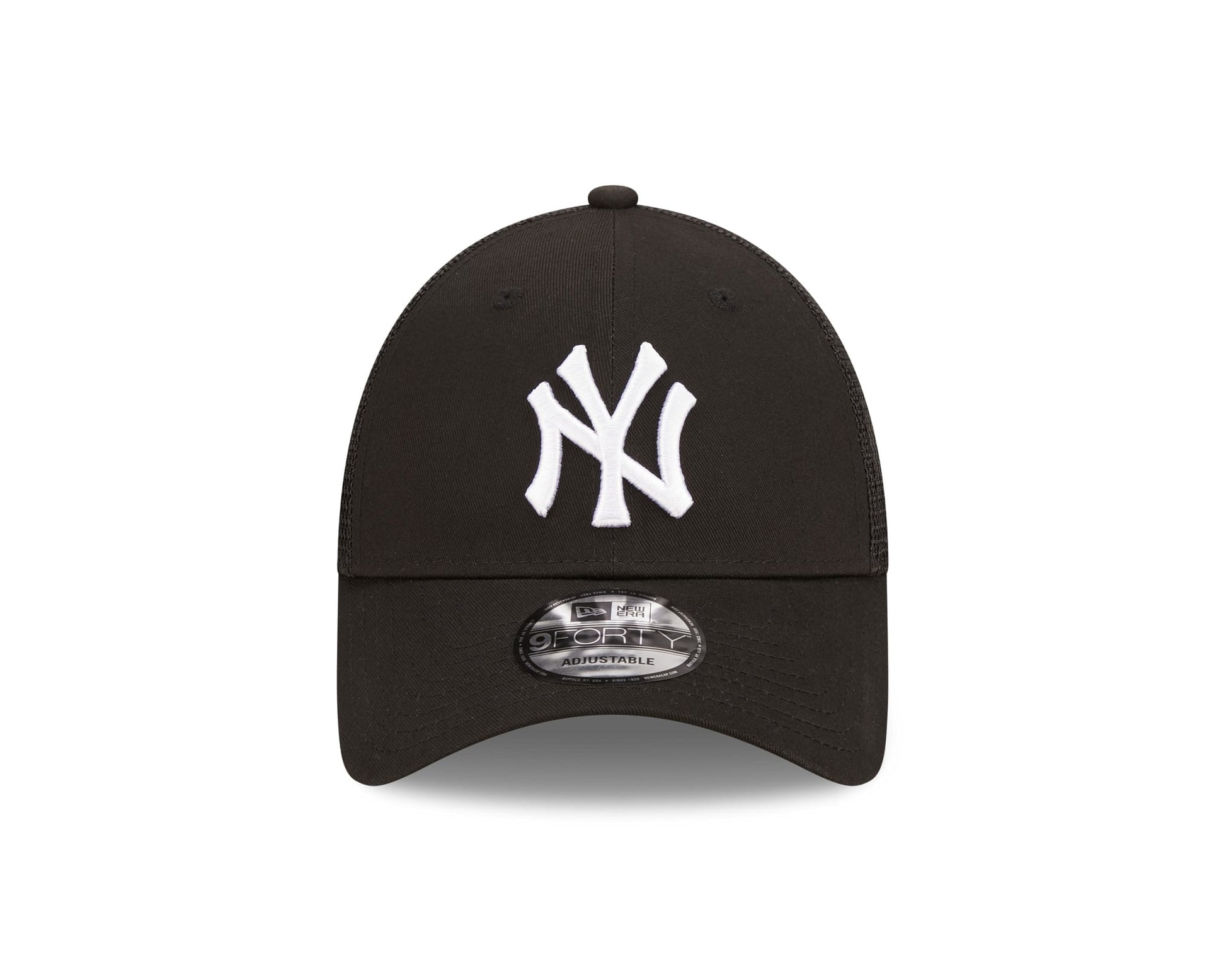 This is a New York Yankees Home Field Black 9FORTY A-Frame Trucker Cap 2