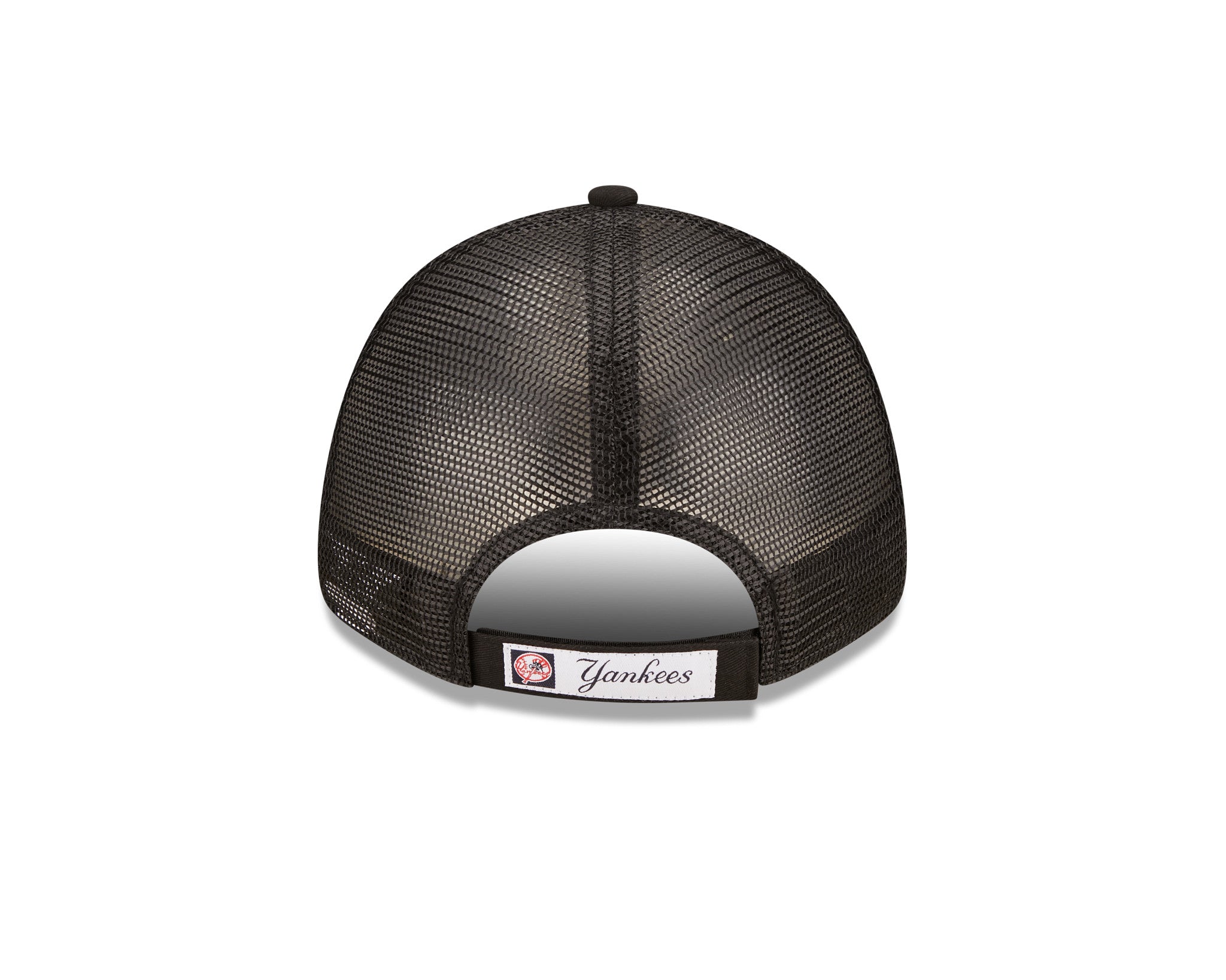 This is a New York Yankees Home Field Black 9FORTY A-Frame Trucker Cap 4