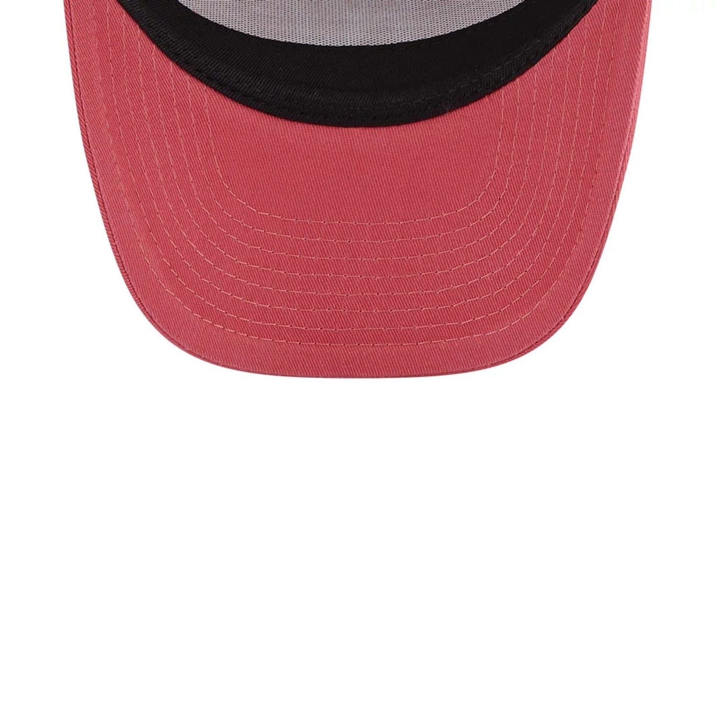 This is a Youth MLB League Essential New York Yankees Pink 9FORTY Trucker Cap 5