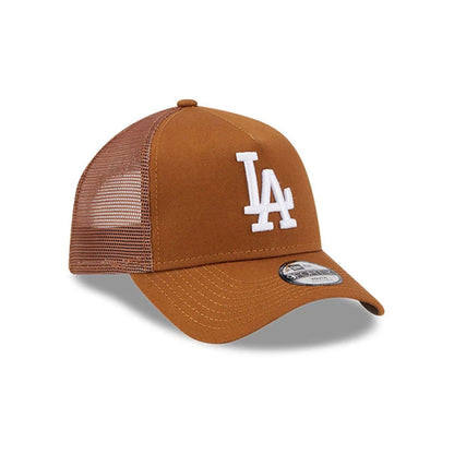 This is a Youth MLB League Essential LA Dodgers Brown 9FORTY Trucker Cap 3