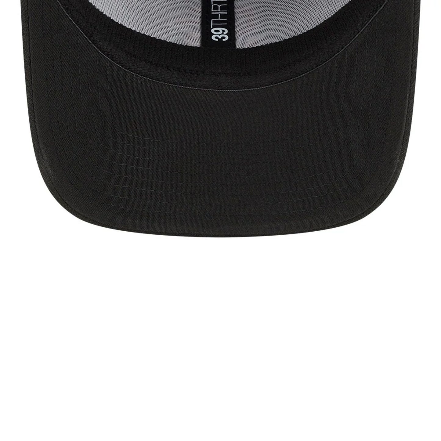 Pictured is this MLB Evergreen San Francisco Giants 39THIRTY Stretch Fit cap in black. 7