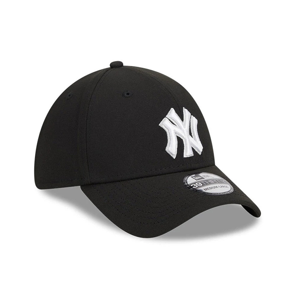 Pictured is this MLB Evergreen New York Yankees 39THIRTY Stretch Fit cap in black. 3