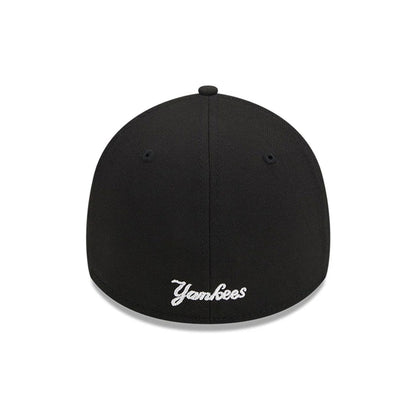 Pictured is this MLB Evergreen New York Yankees 39THIRTY Stretch Fit cap in black. 4