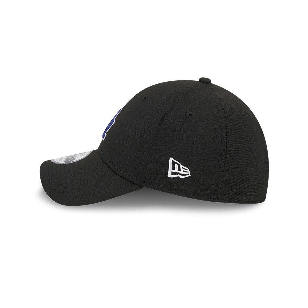 Pictured is this MLB Evergreen LA Dodgers 39THIRTY Stretch Fit cap in black. 5