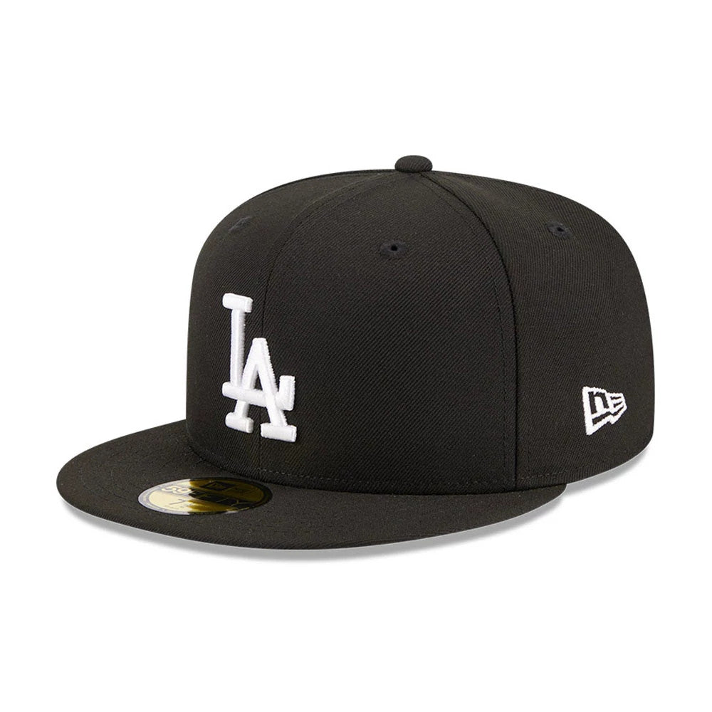 Pictured is this MLB Evergreen LA Dodgers 59FIFTY Fitted cap in black. 4